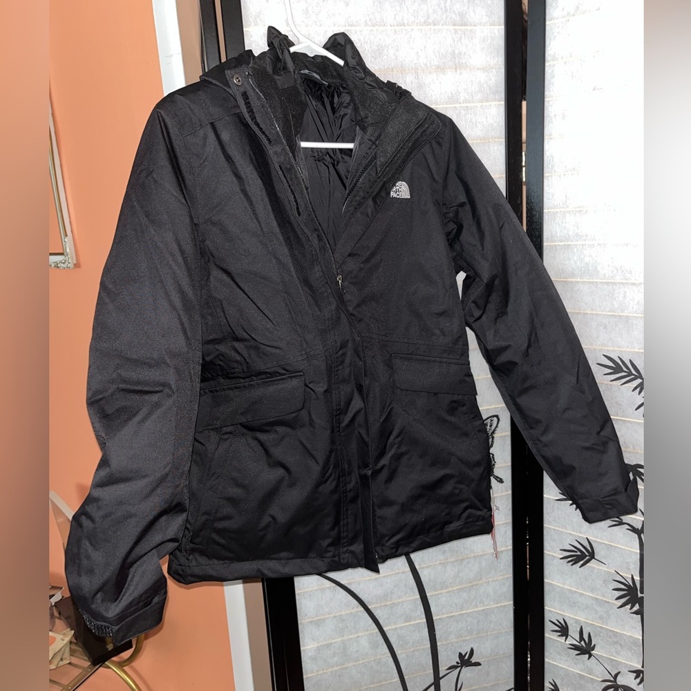 W North Face parka jacket